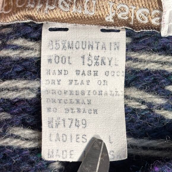 Vintage Blue Reindeer Wool Sweater Fair Isle Blue Knit Nordic Cottagecore Large - Picture 7 of 8